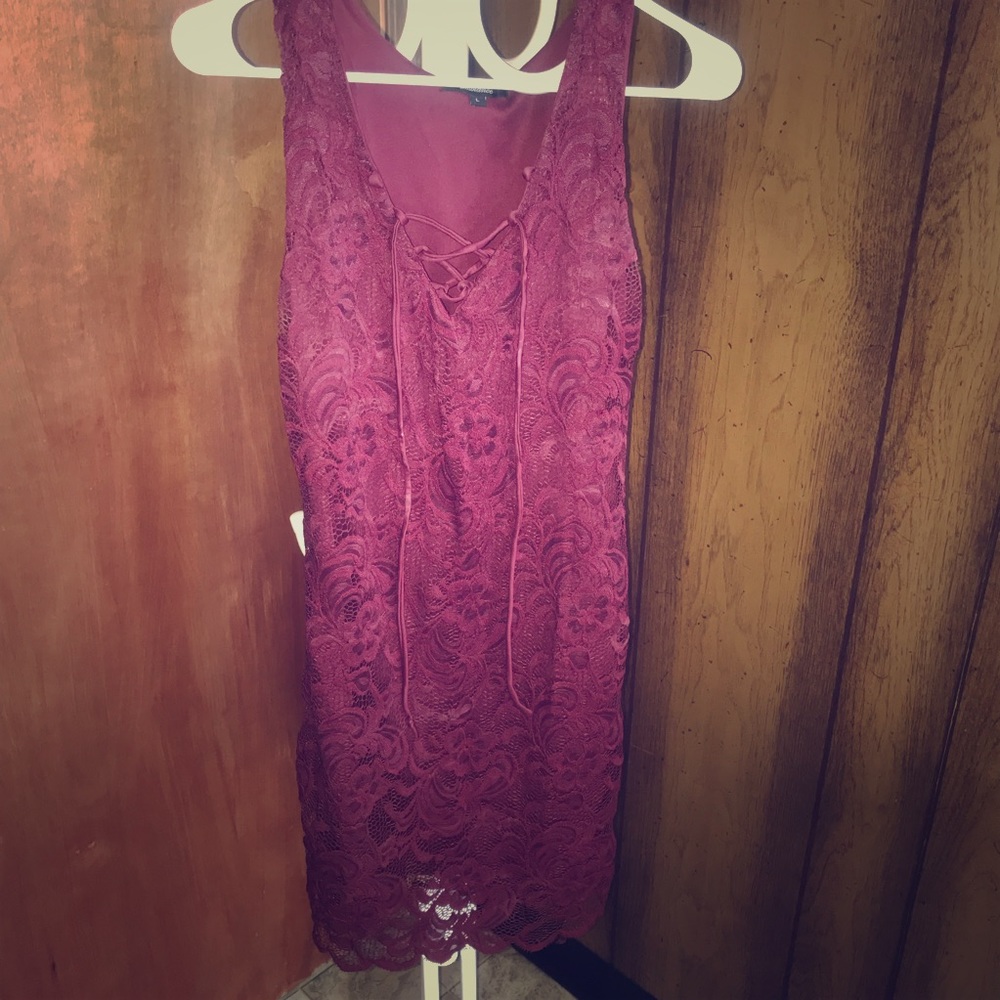 Sleeveless Burgundy Lace Dress